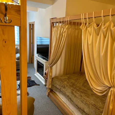 Jahorinski Konaci 4*