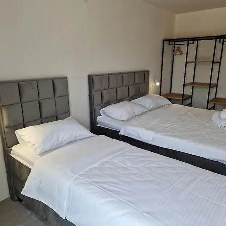 Jahorinski Konaci 4* 자호리나