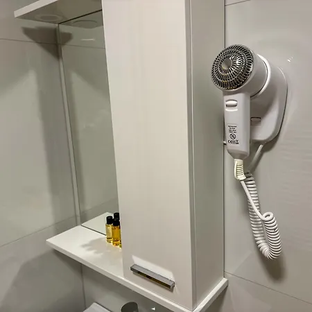 Jahorinski Konaci 亚霍里纳