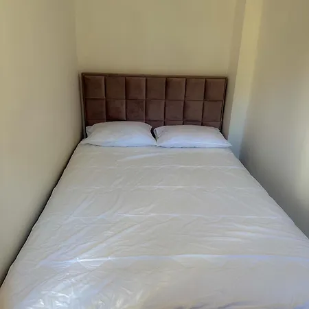 Jahorinski Konaci 亚霍里纳