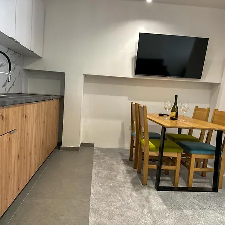 Jahorinski Konaci 公寓 4*