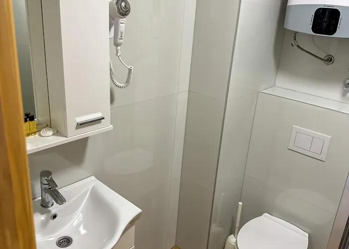 Jahorinski Konaci 4*